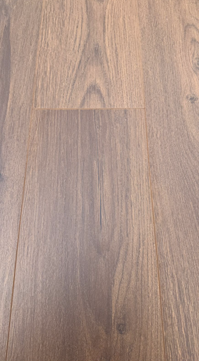Laminate-Walnut Brown